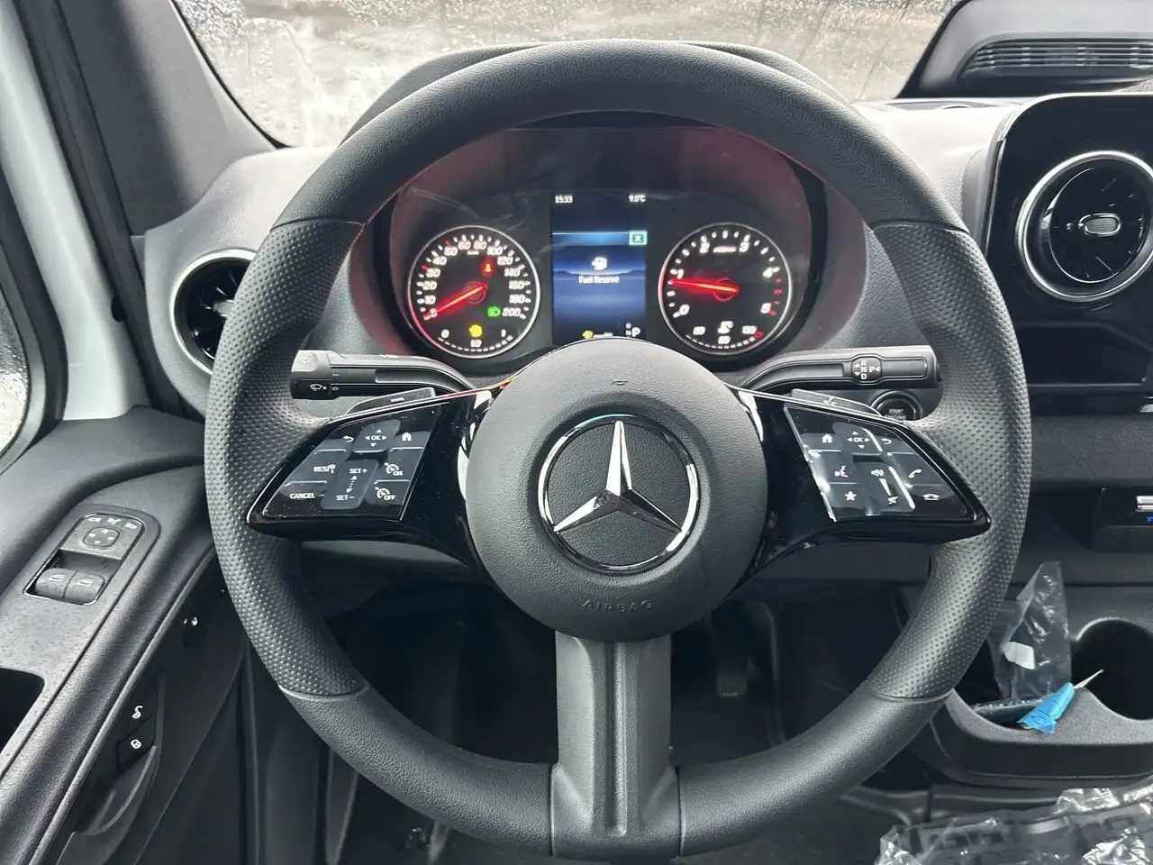 Mercedes-Benz Sprinter снимка Mercedes-Benz Sprinter