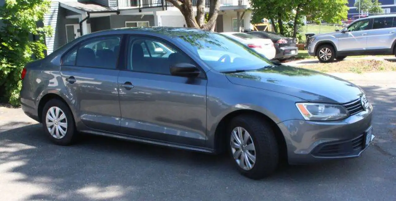 Volkswagen Jetta photo Volkswagen Jetta