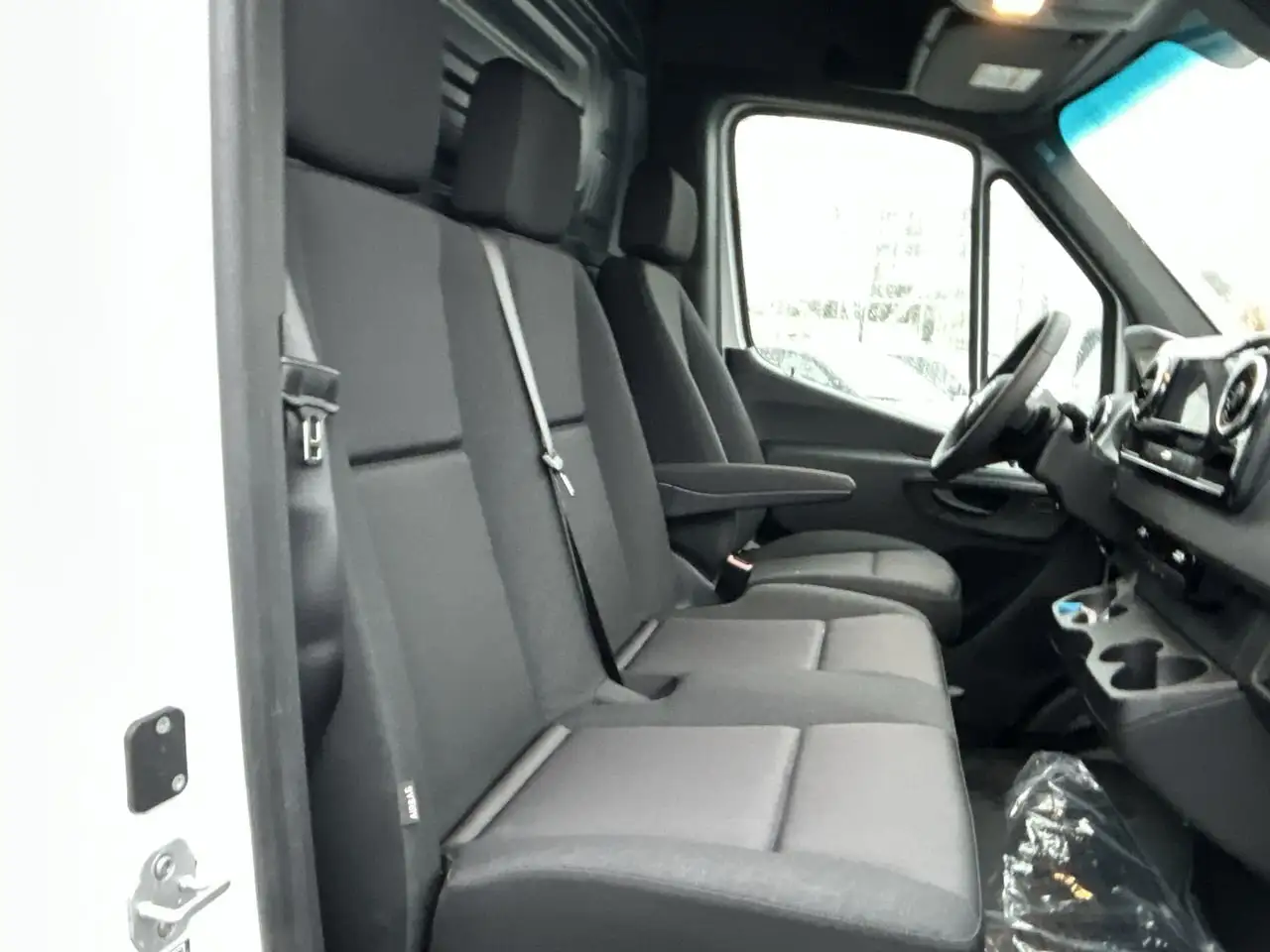 Mercedes-Benz Sprinter снимка Mercedes-Benz Sprinter
