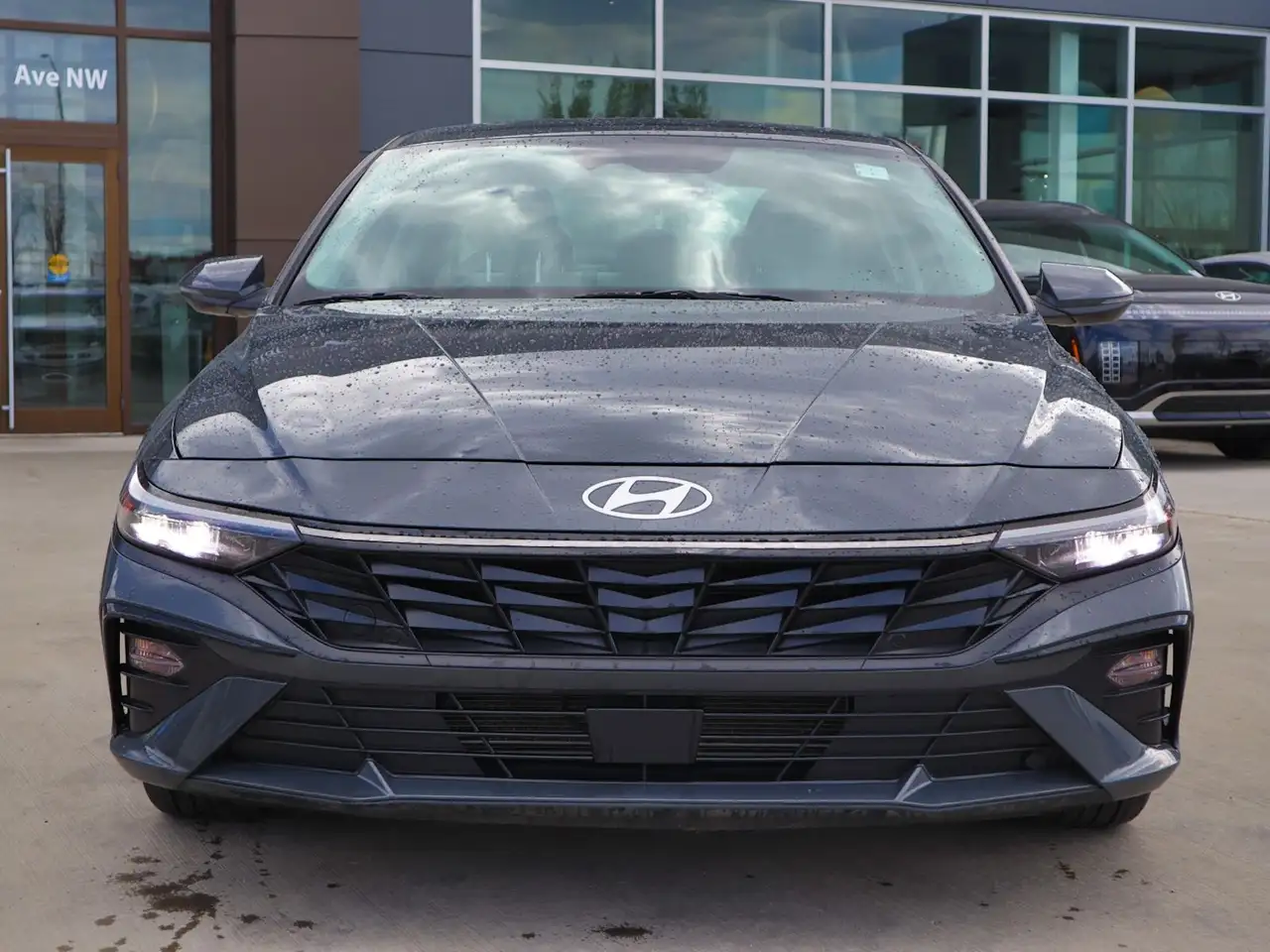 Hyundai ELANTRA снимка Hyundai ELANTRA