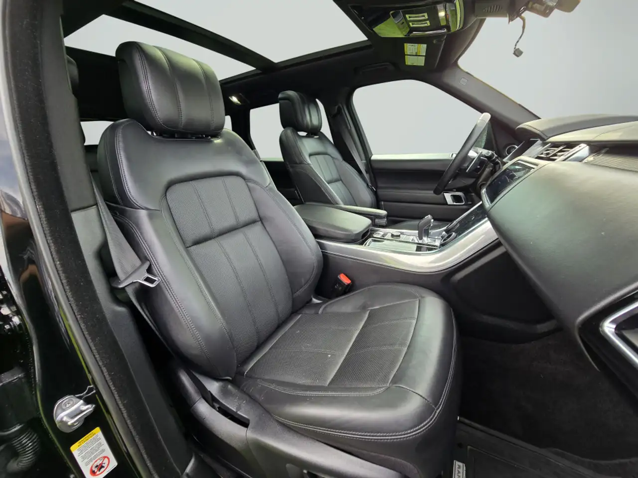 Land Rover Range Rover Sport снимка Land Rover Range Rover Sport