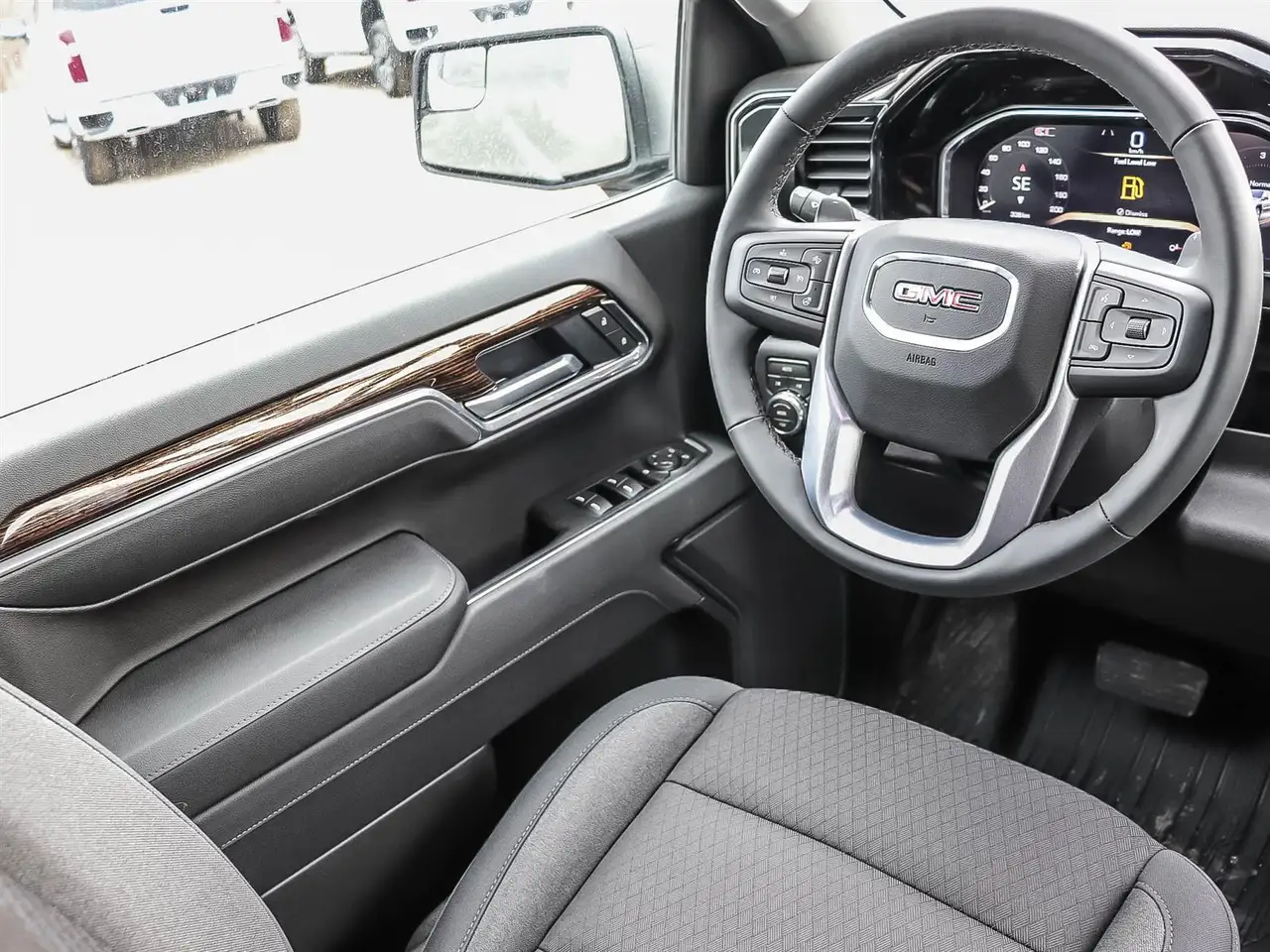 GMC Sierra 1500 photo GMC Sierra 1500
