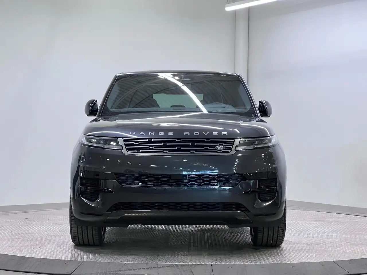 Land Rover Range Rover Sport photo Land Rover Range Rover Sport
