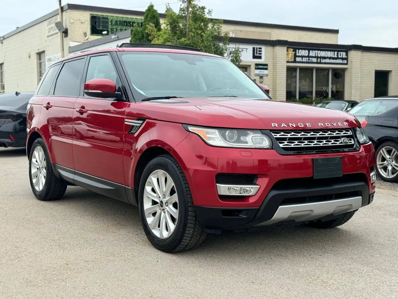 Land Rover Range Rover Sport photo Land Rover Range Rover Sport