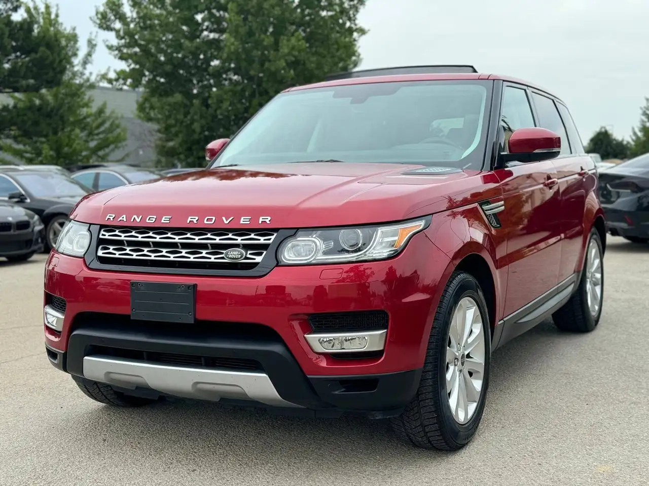 Land Rover Range Rover Sport photo Land Rover Range Rover Sport