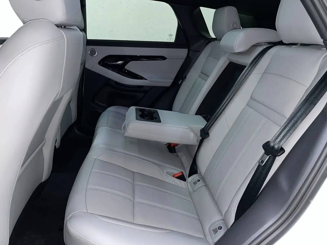 Land Rover Range Rover Evoque снимка Land Rover Range Rover Evoque
