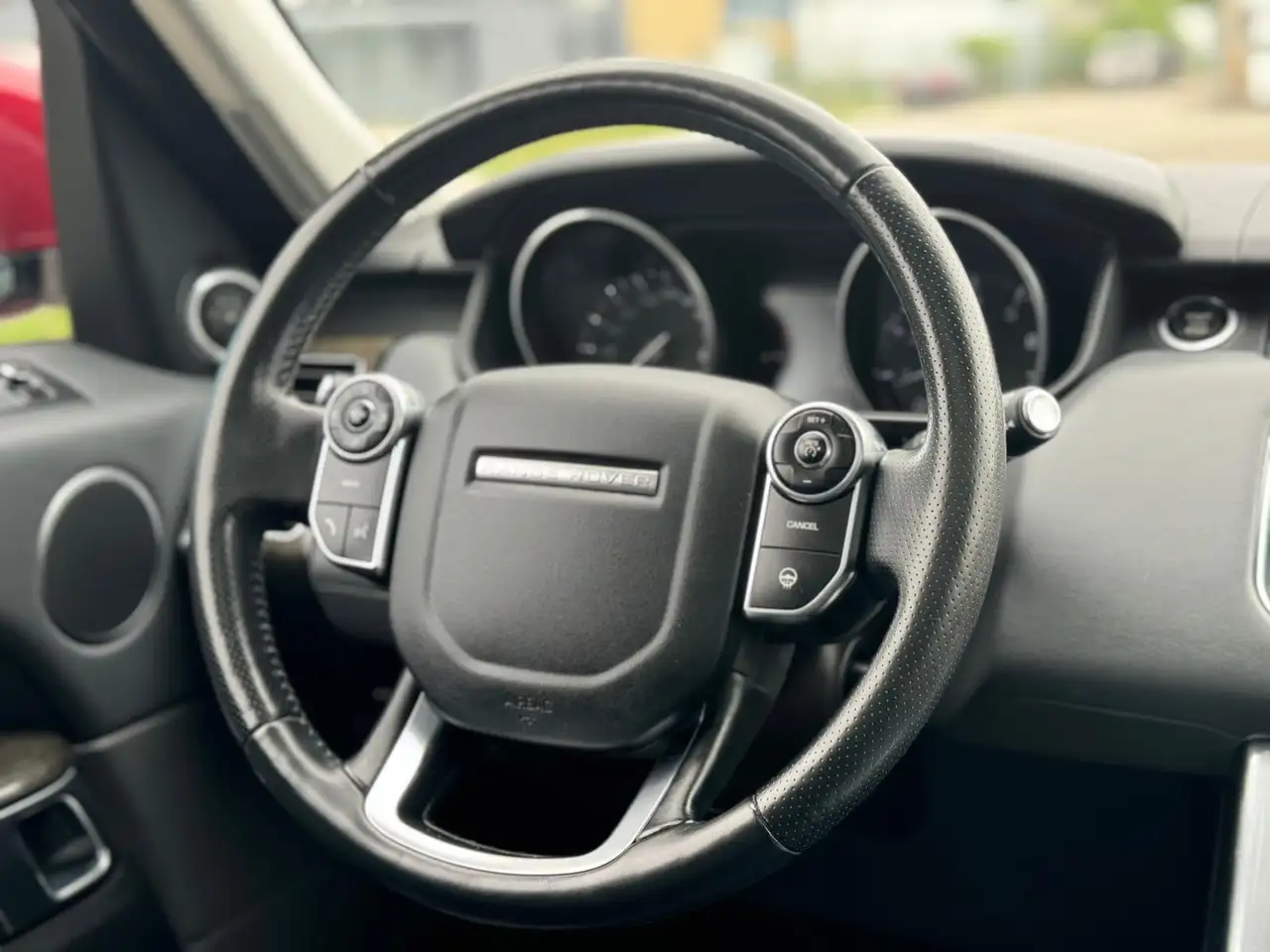 Land Rover Range Rover Sport photo Land Rover Range Rover Sport