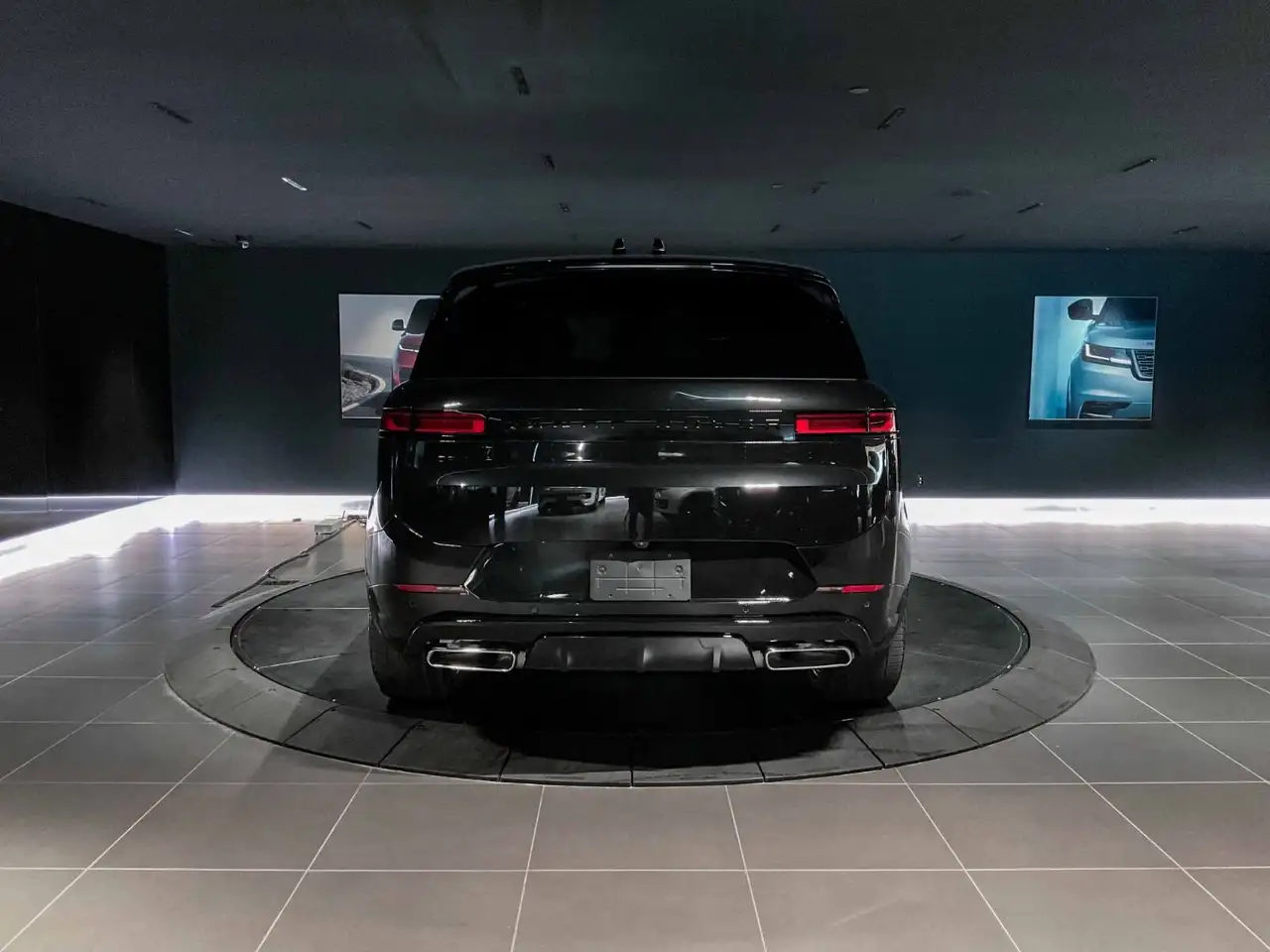 Land Rover Range Rover Sport снимка Land Rover Range Rover Sport