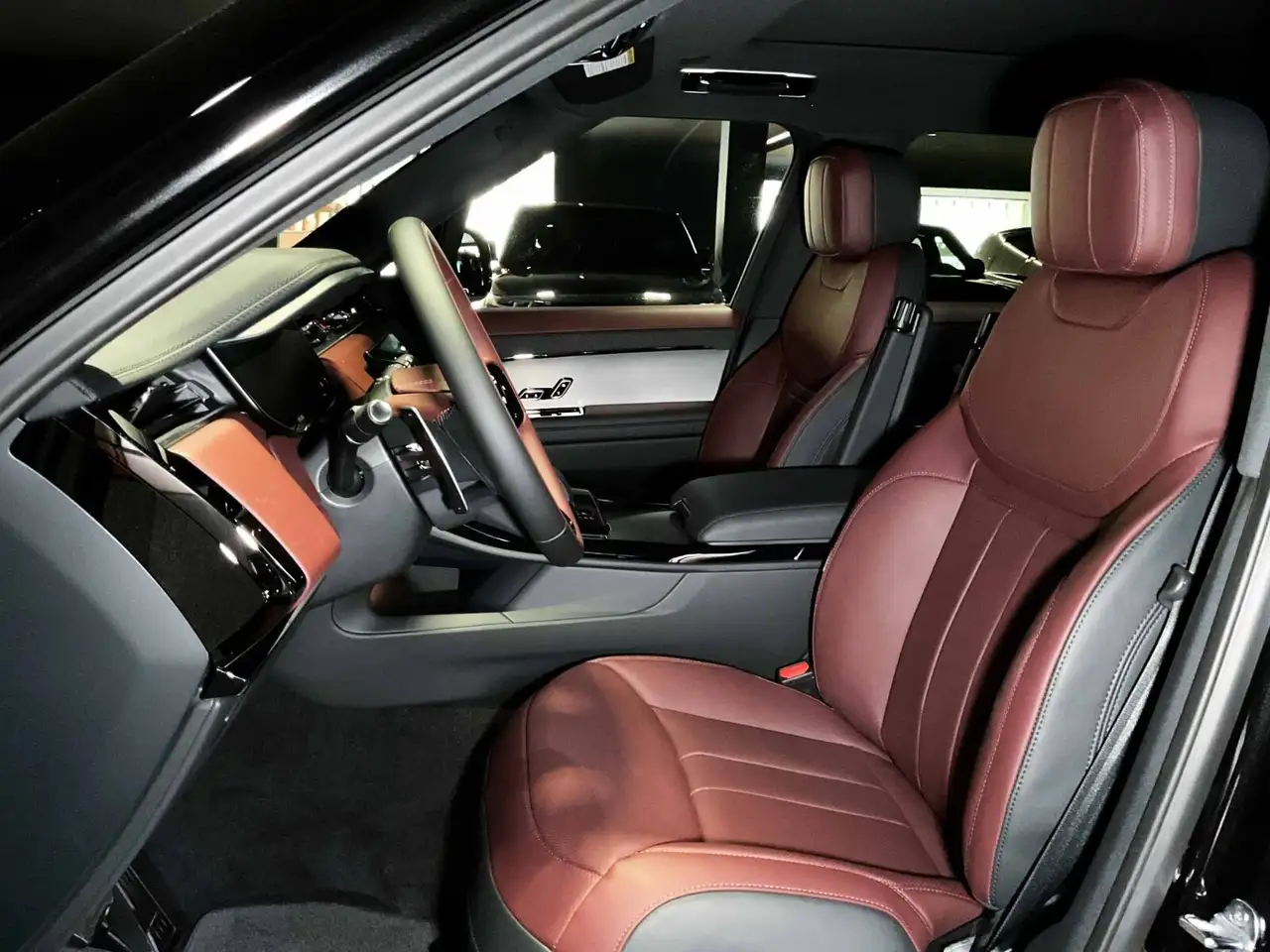 Land Rover Range Rover Sport снимка Land Rover Range Rover Sport
