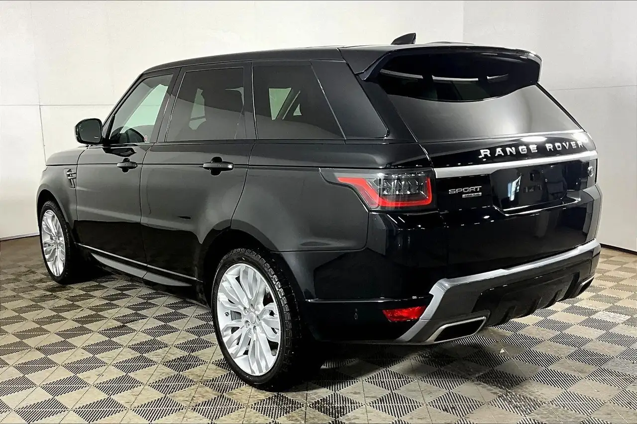 Land Rover Range Rover Sport снимка Land Rover Range Rover Sport