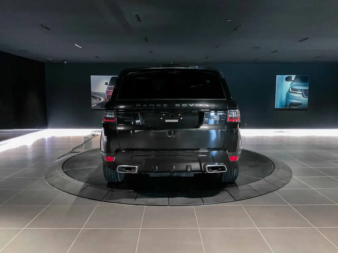 Land Rover Range Rover Sport снимка Land Rover Range Rover Sport