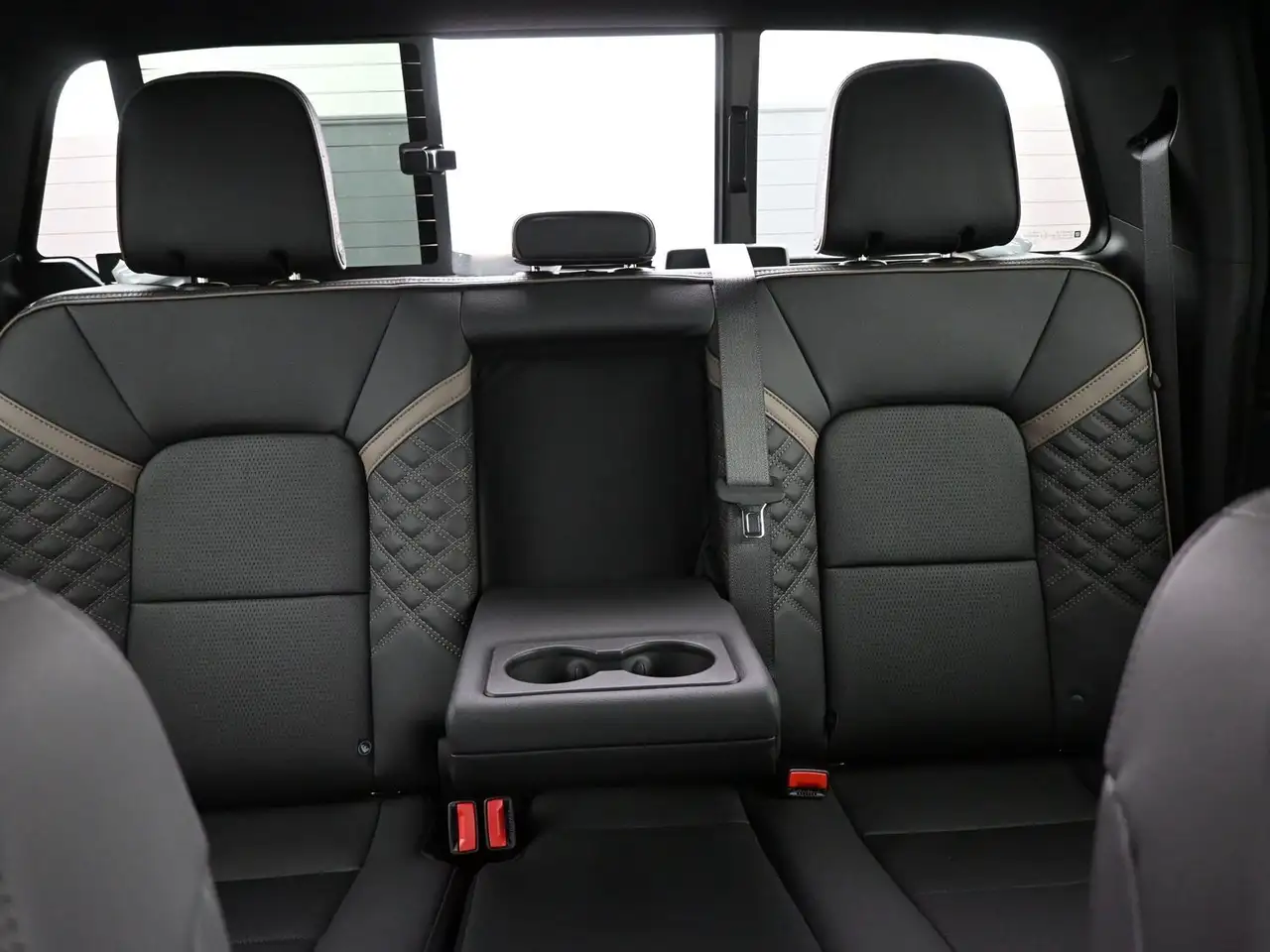 GMC Canyon photo GMC Canyon