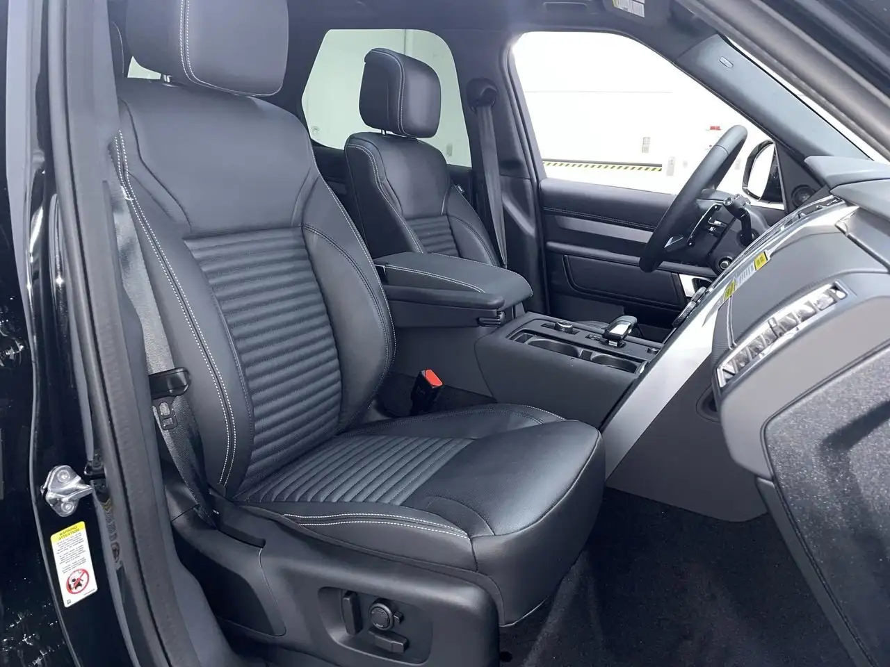 Land Rover Discovery снимка Land Rover Discovery