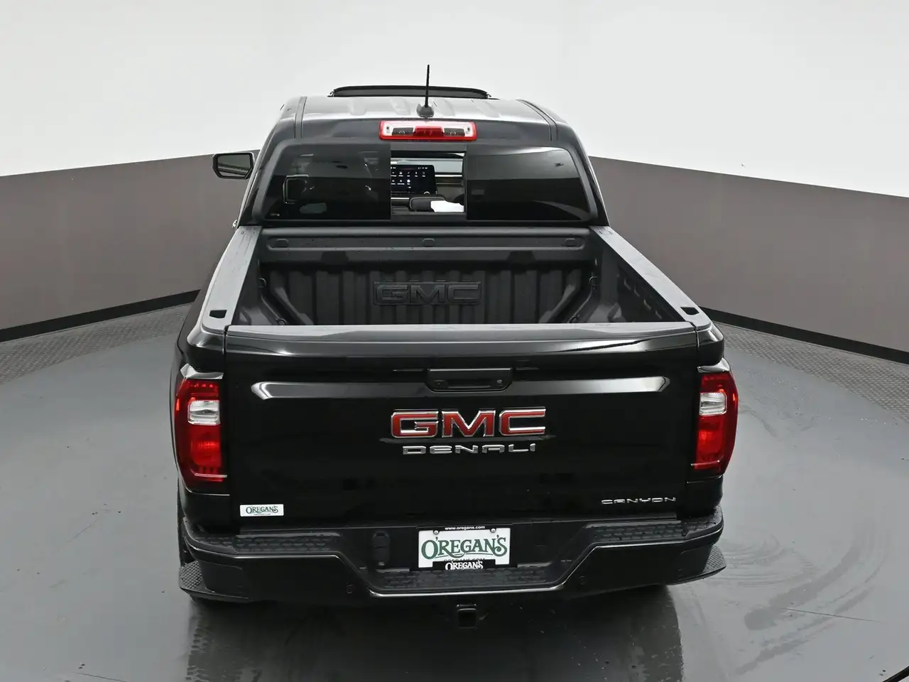 GMC Canyon photo GMC Canyon