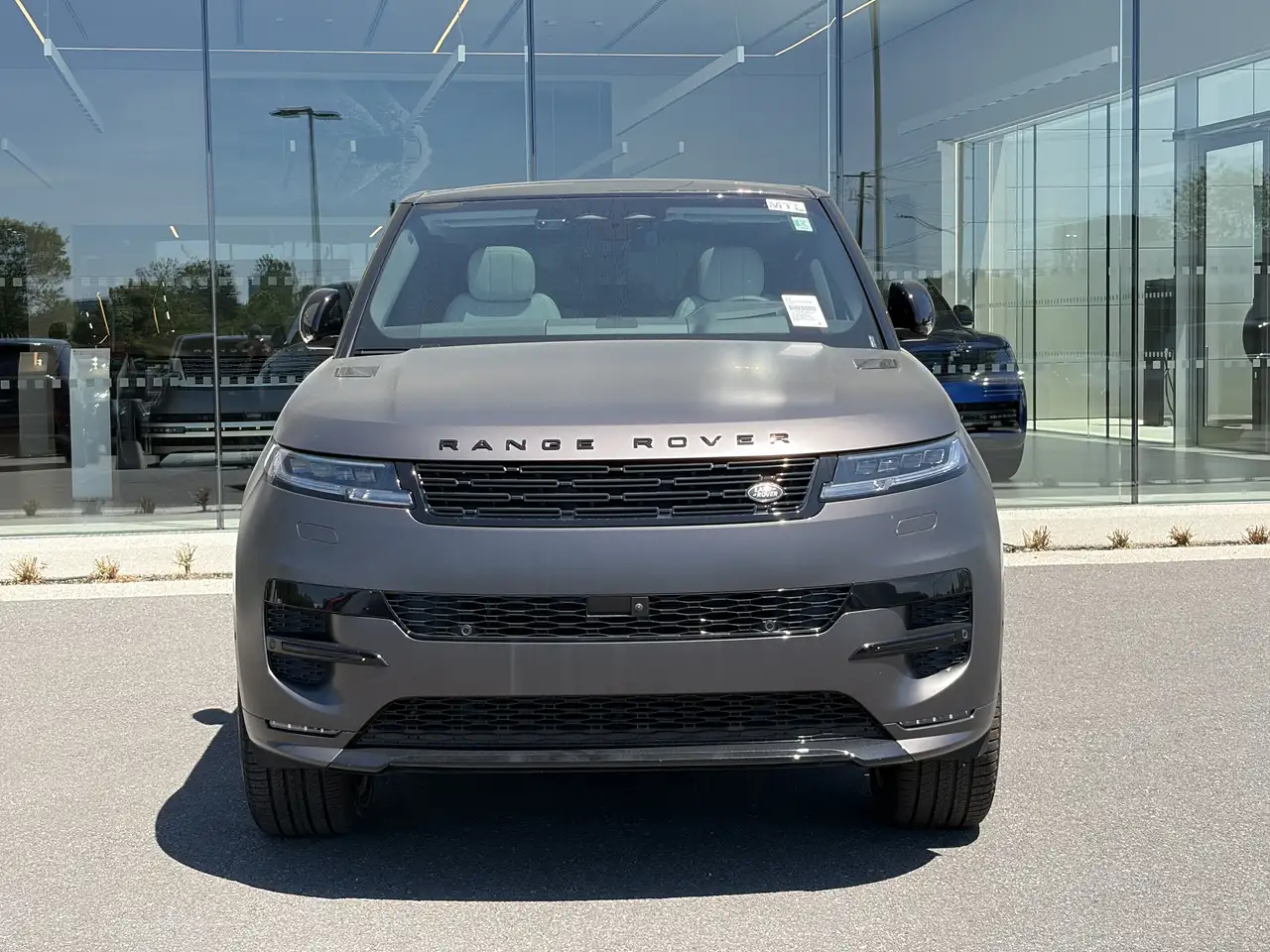 Land Rover Range Rover Sport снимка Land Rover Range Rover Sport