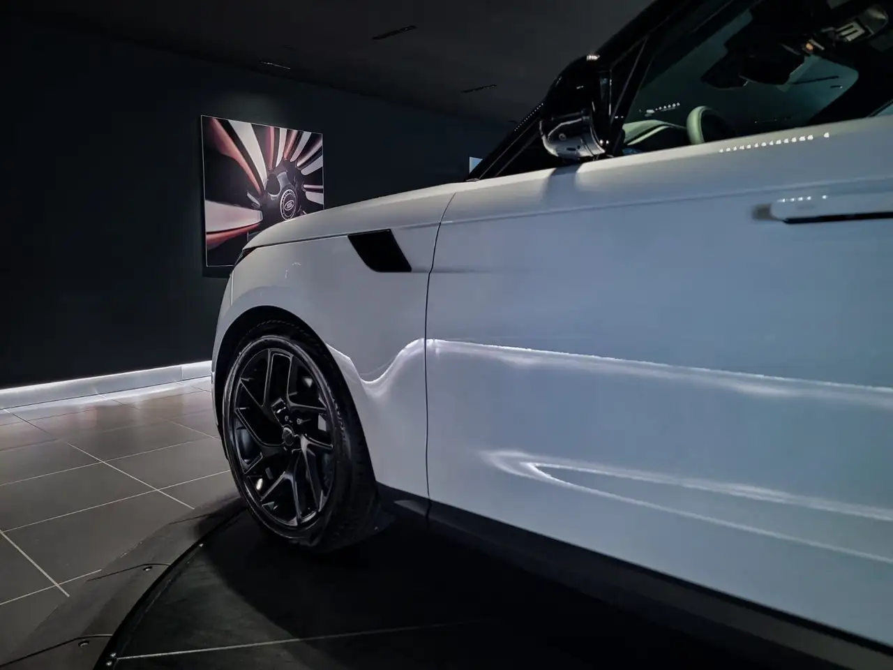 Land Rover Range Rover Sport снимка Land Rover Range Rover Sport