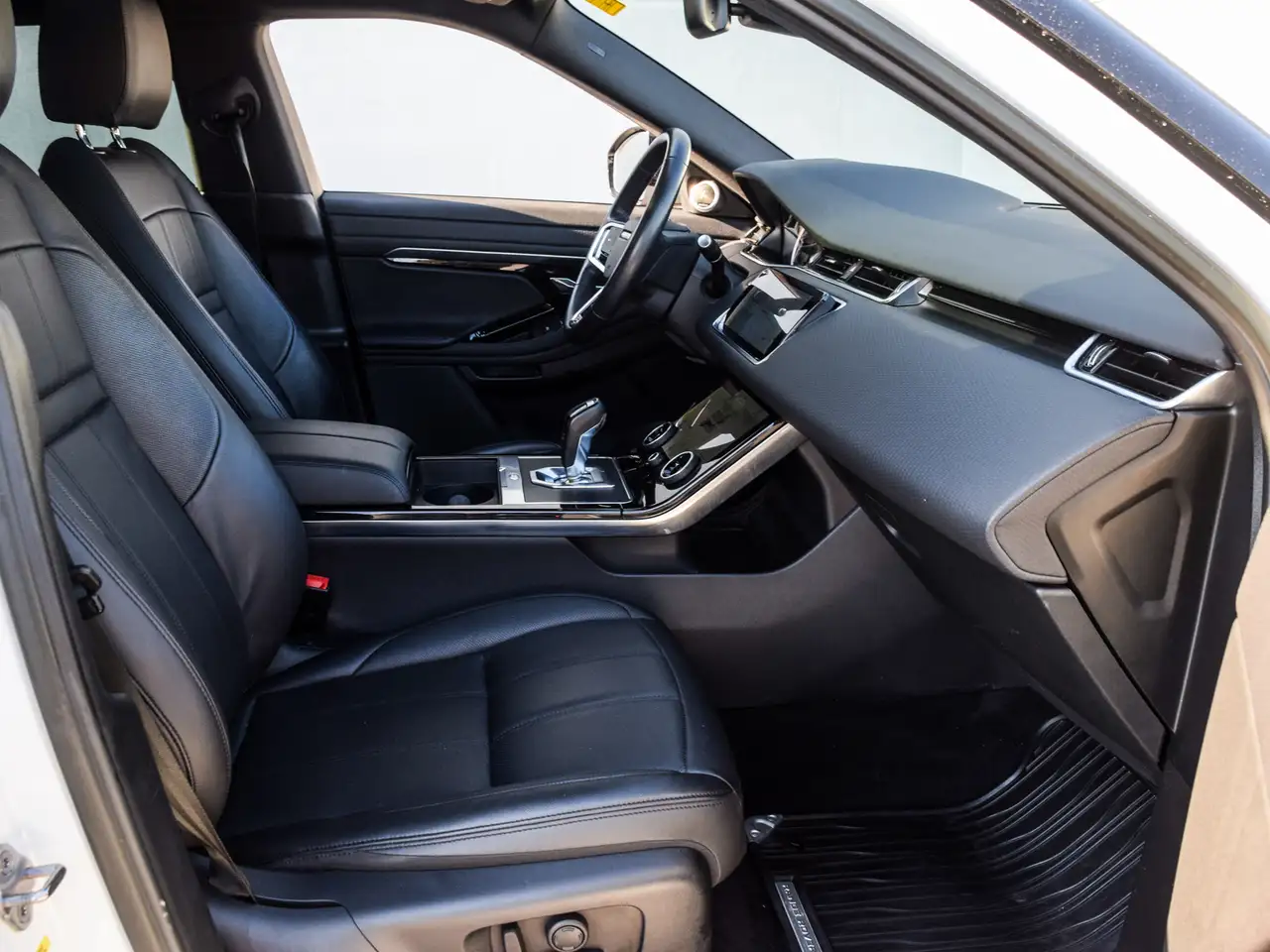 Land Rover Range Rover Evoque photo Land Rover Range Rover Evoque