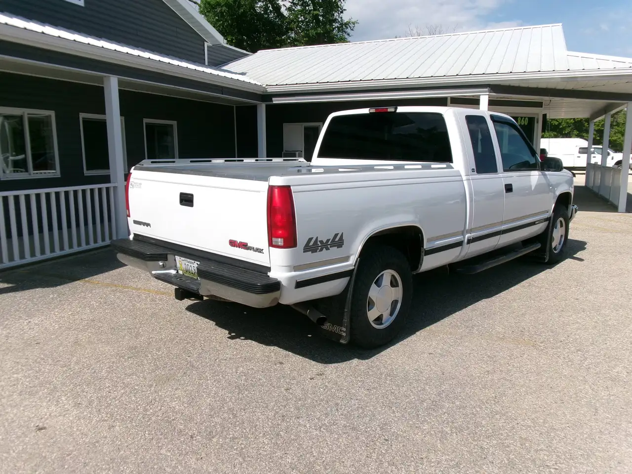 GMC Sierra 1500 photo GMC Sierra 1500