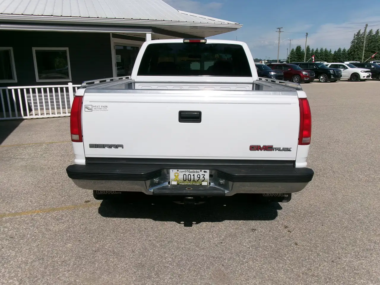 GMC Sierra 1500 photo GMC Sierra 1500