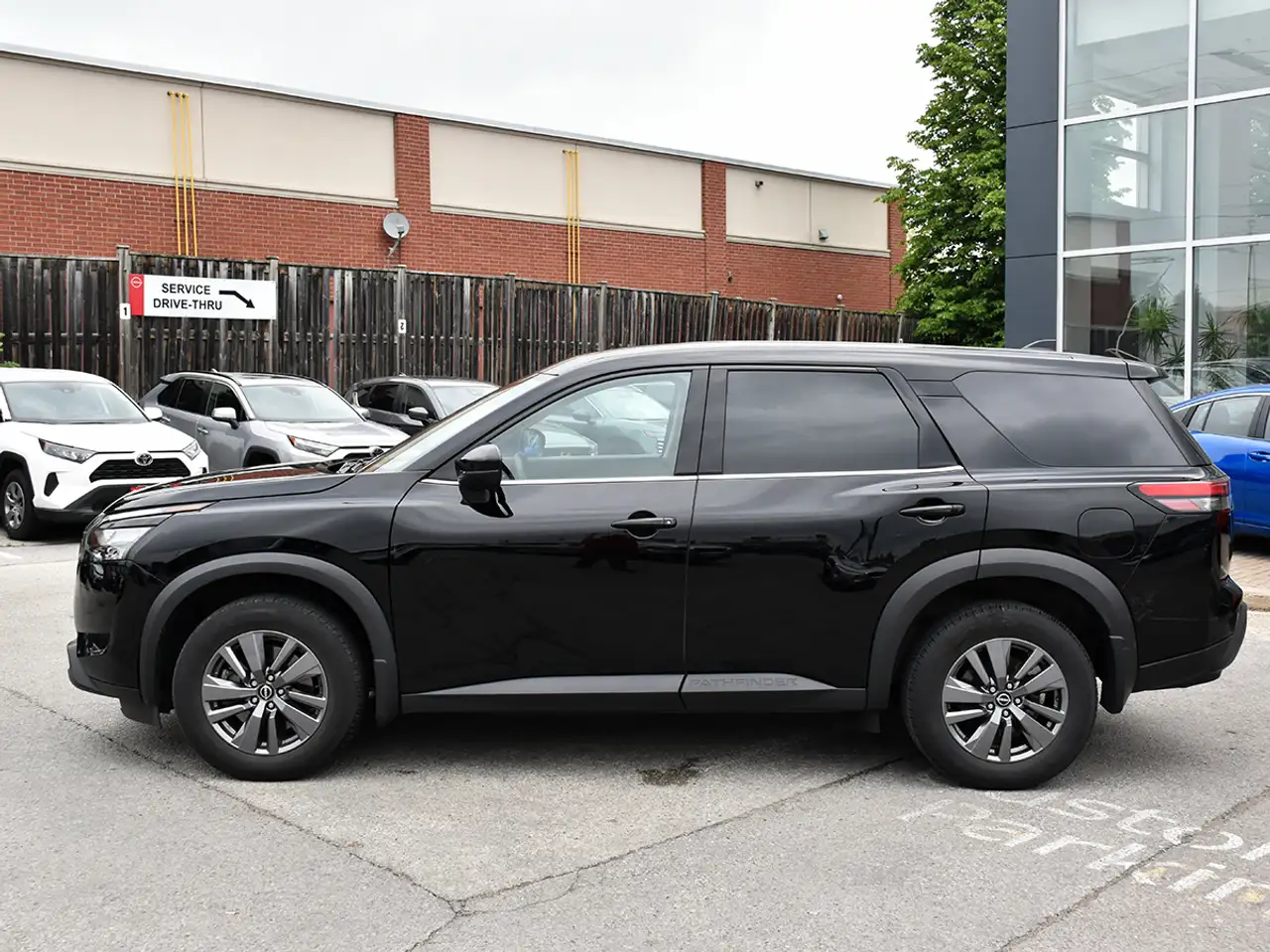 Nissan Pathfinder fotografie Nissan Pathfinder