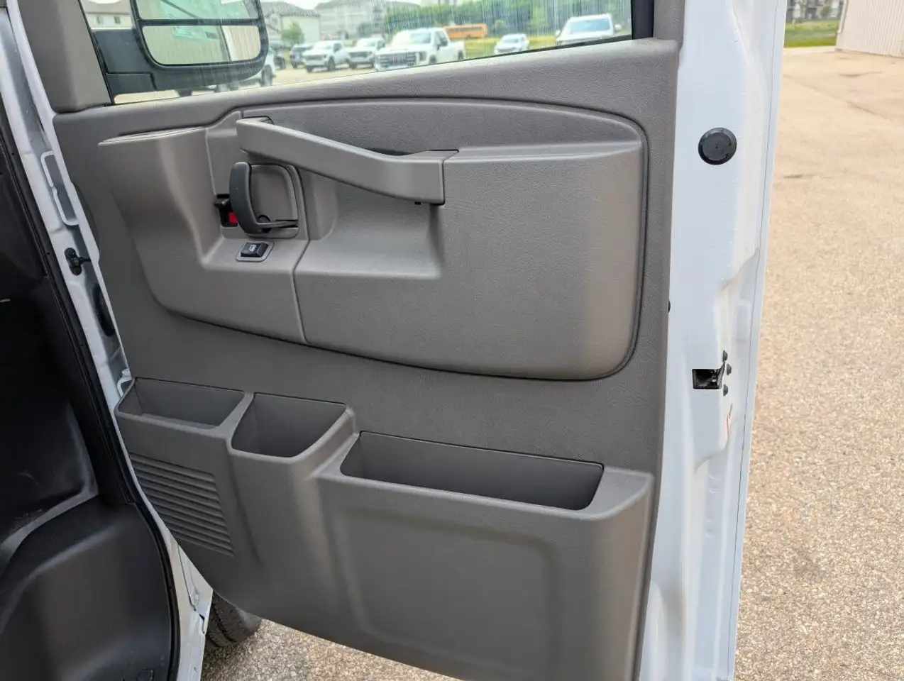 GMC Savana fotografie GMC Savana
