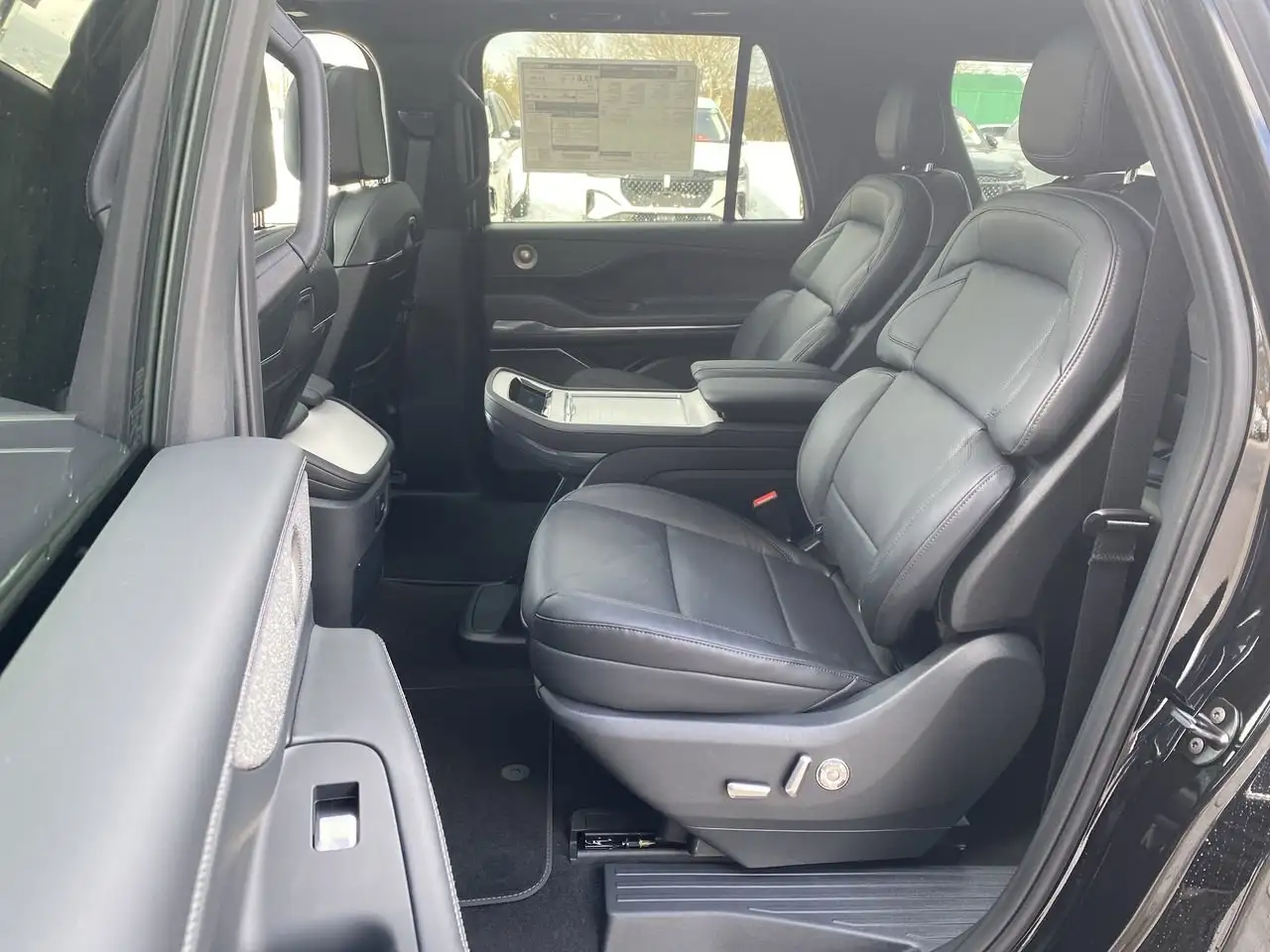 Lincoln Navigator снимка Lincoln Navigator