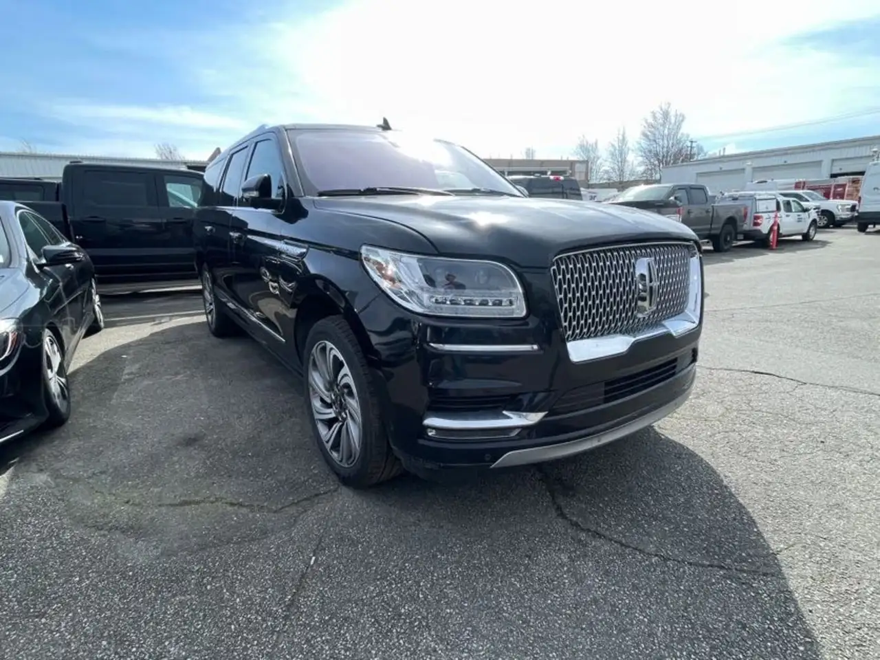 Lincoln Navigator photo Lincoln Navigator