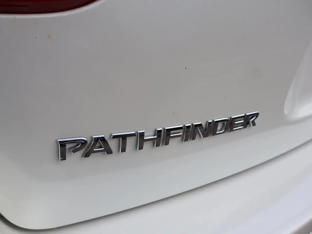 Nissan Pathfinder fotografie Nissan Pathfinder