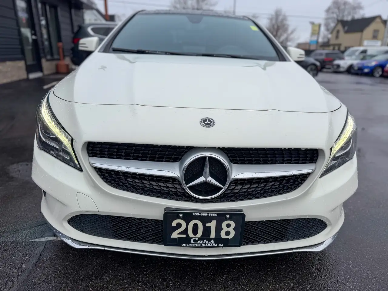 Mercedes-Benz CLA снимка Mercedes-Benz CLA