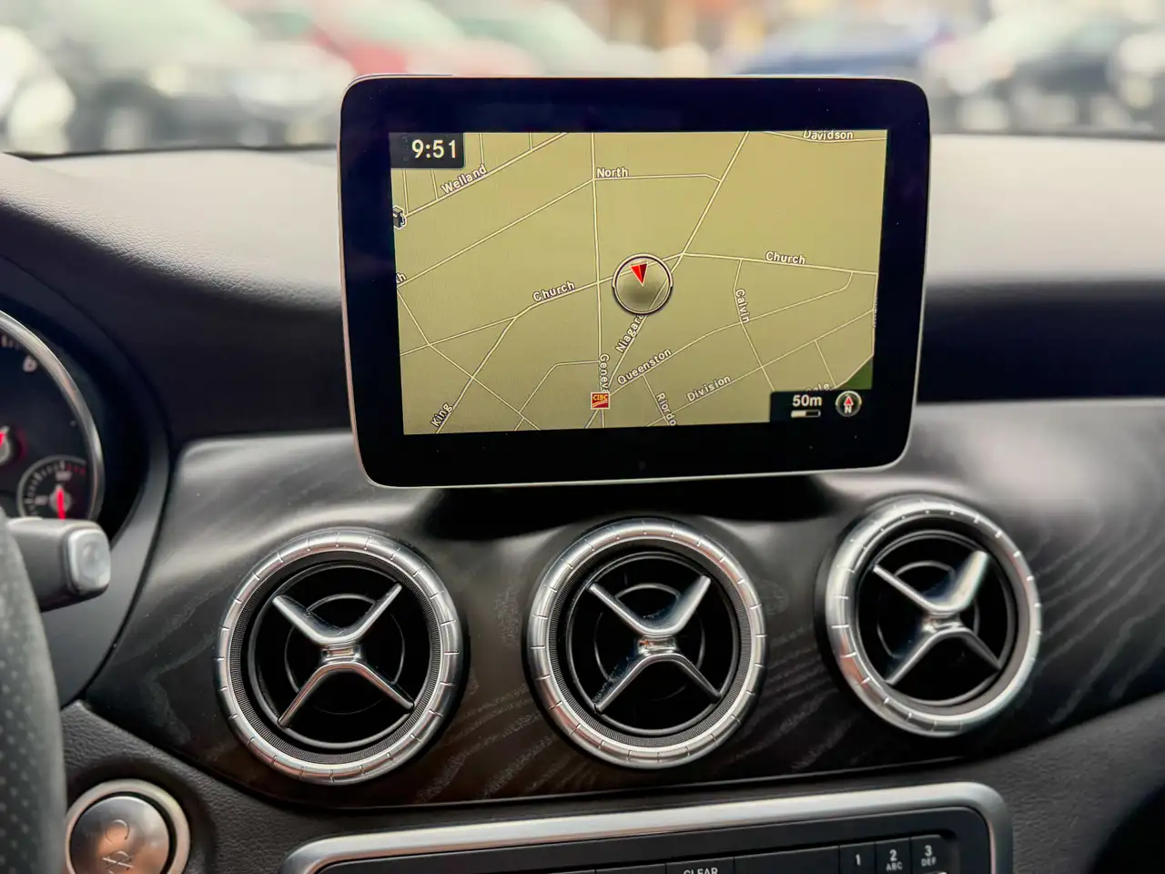 Mercedes-Benz CLA снимка Mercedes-Benz CLA