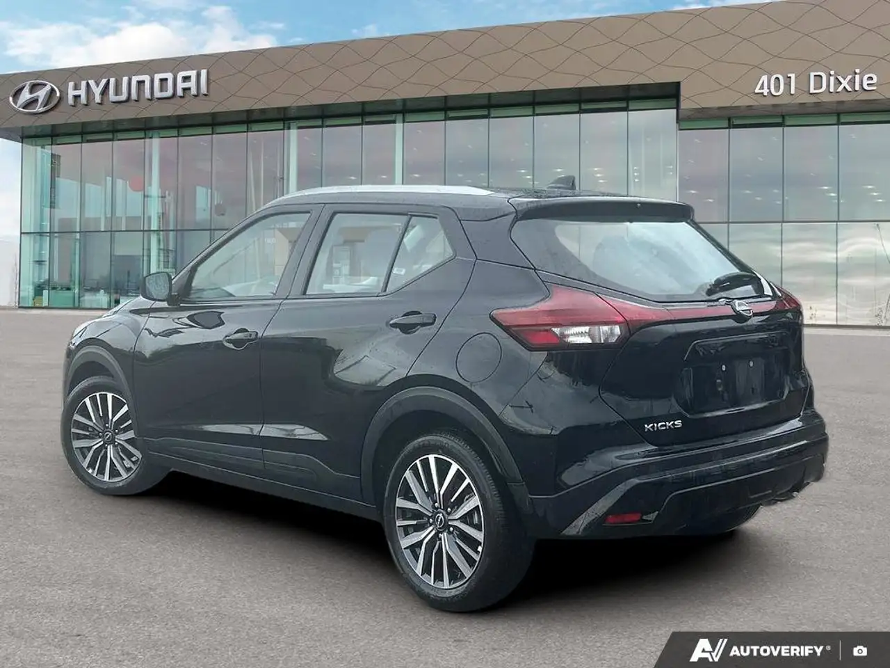 Nissan Kicks снимка Nissan Kicks