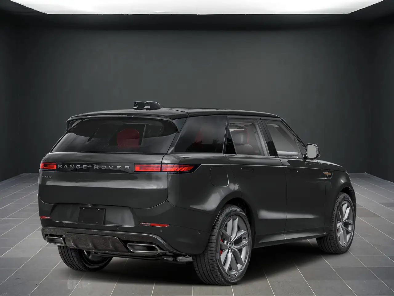 Land Rover Range Rover Sport снимка Land Rover Range Rover Sport