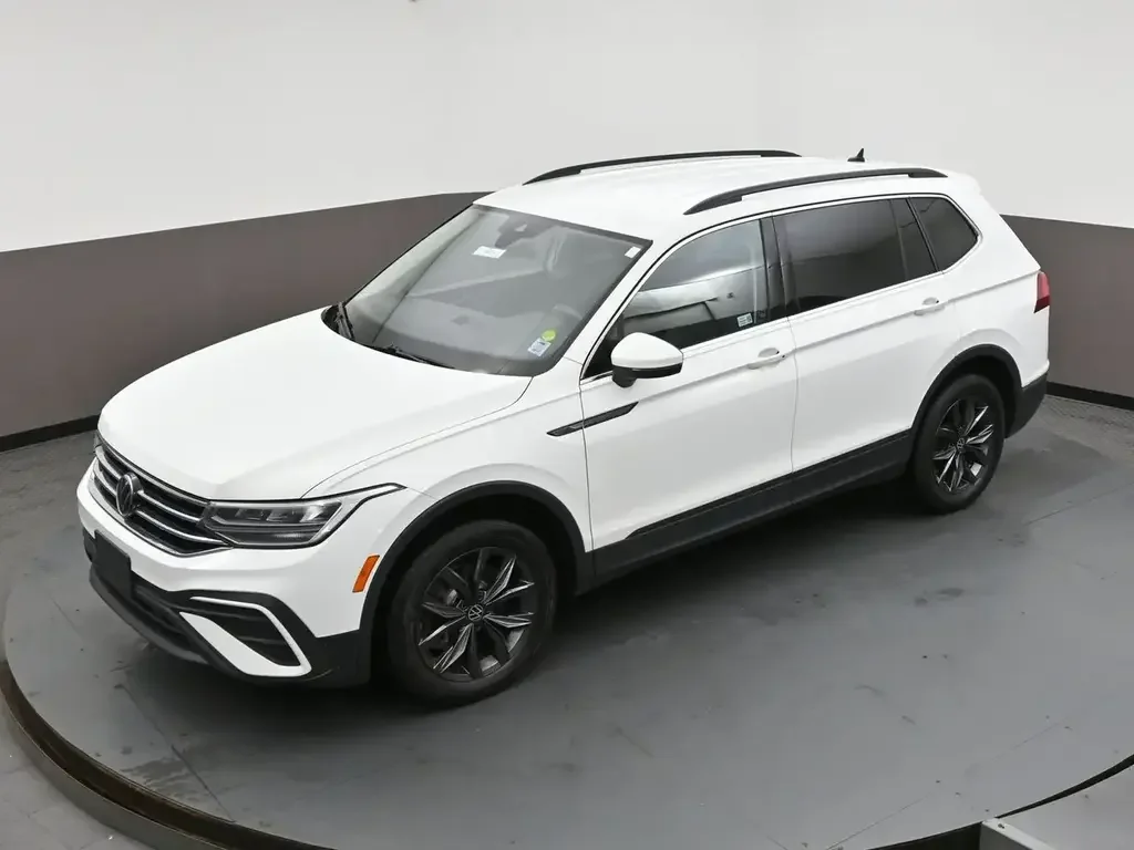 Volkswagen Tiguan снимка Volkswagen Tiguan