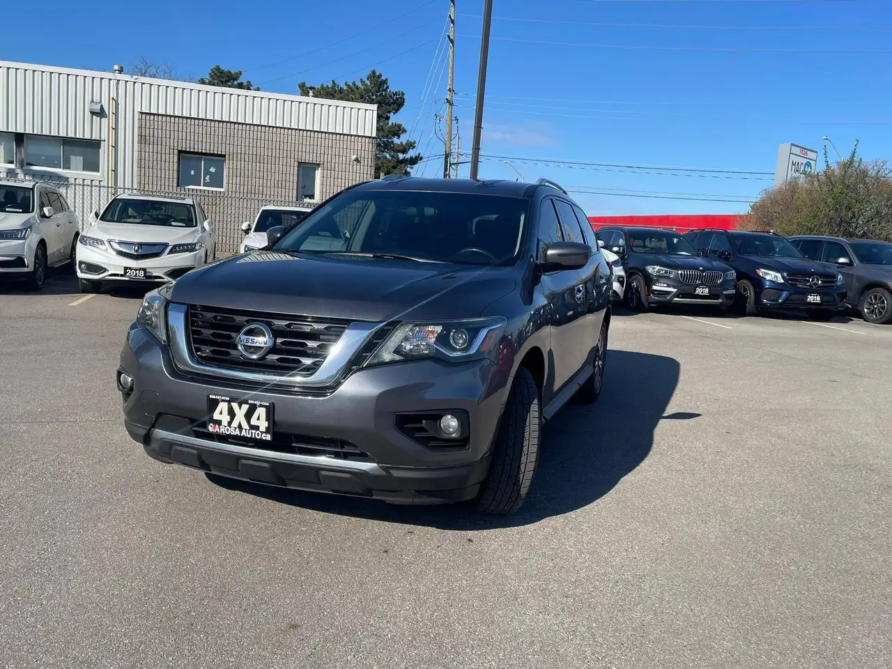 Nissan Pathfinder fotografie Nissan Pathfinder
