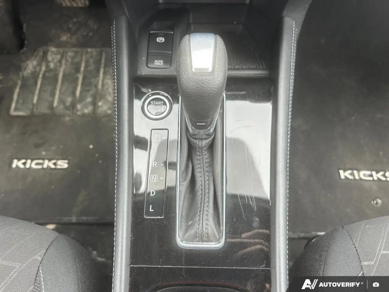 Nissan Kicks снимка Nissan Kicks