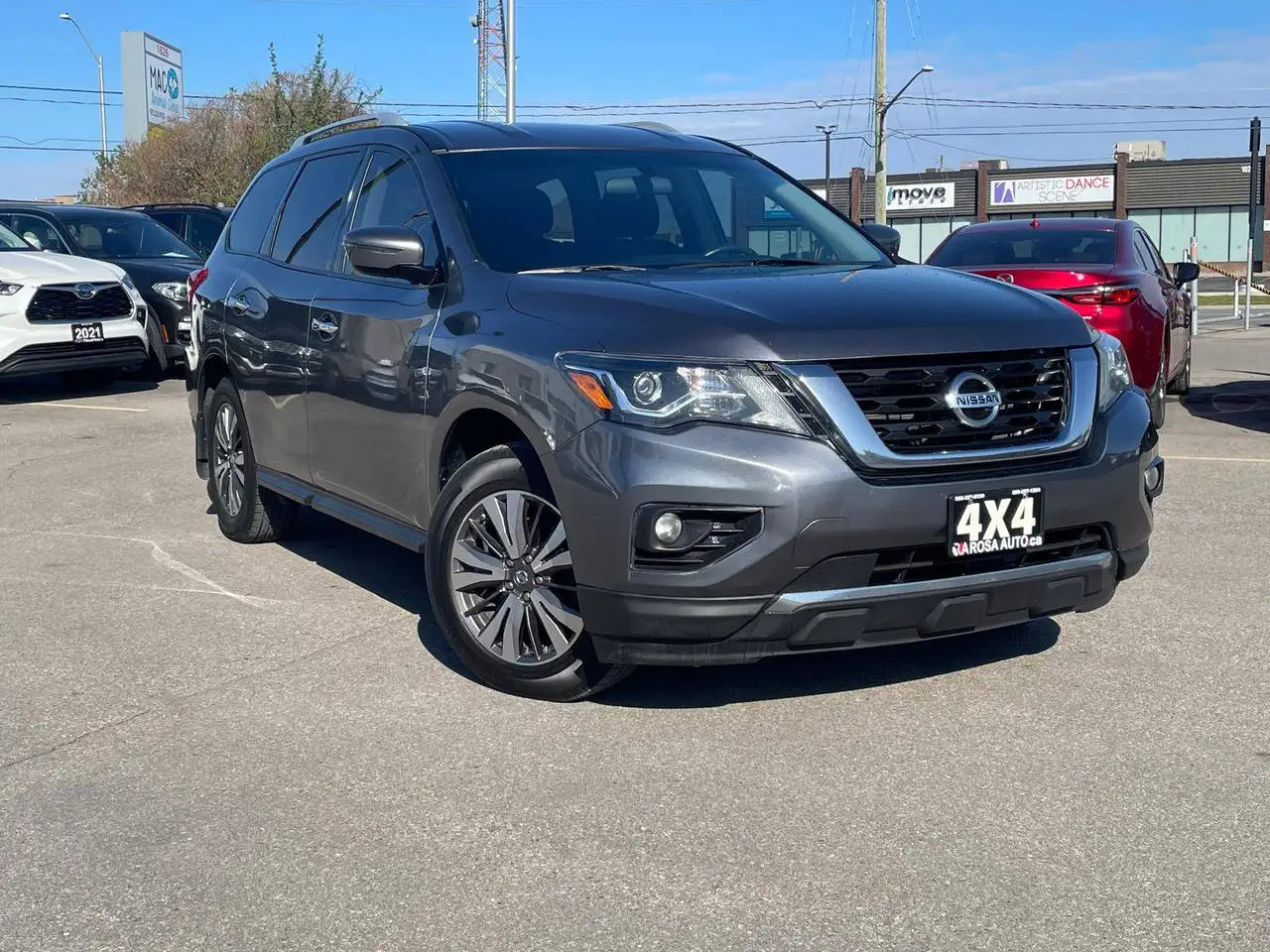 Nissan Pathfinder fotografie Nissan Pathfinder