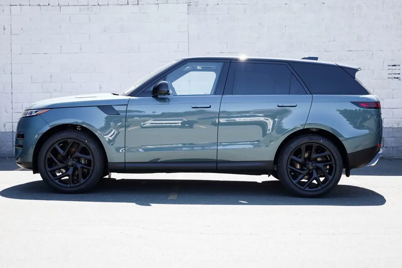 Land Rover Range Rover Sport снимка Land Rover Range Rover Sport