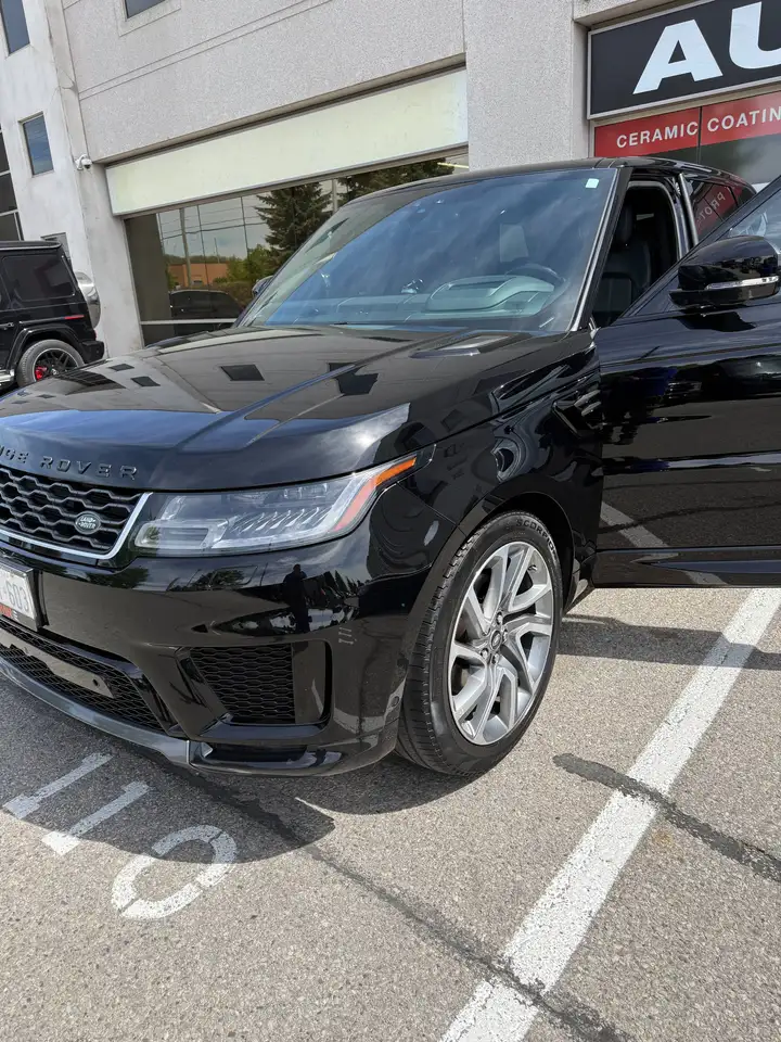 Land Rover Range Rover Sport снимка Land Rover Range Rover Sport