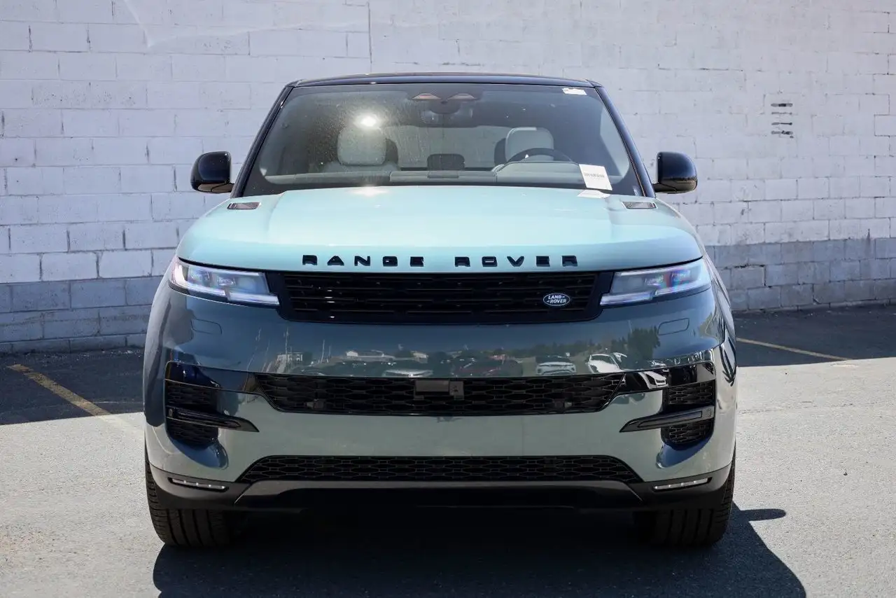 Land Rover Range Rover Sport снимка Land Rover Range Rover Sport