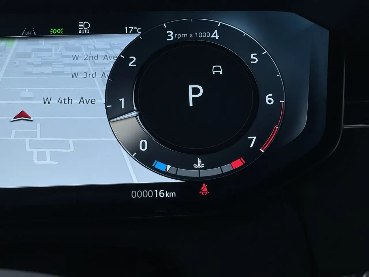 Land Rover Range Rover Sport снимка Land Rover Range Rover Sport