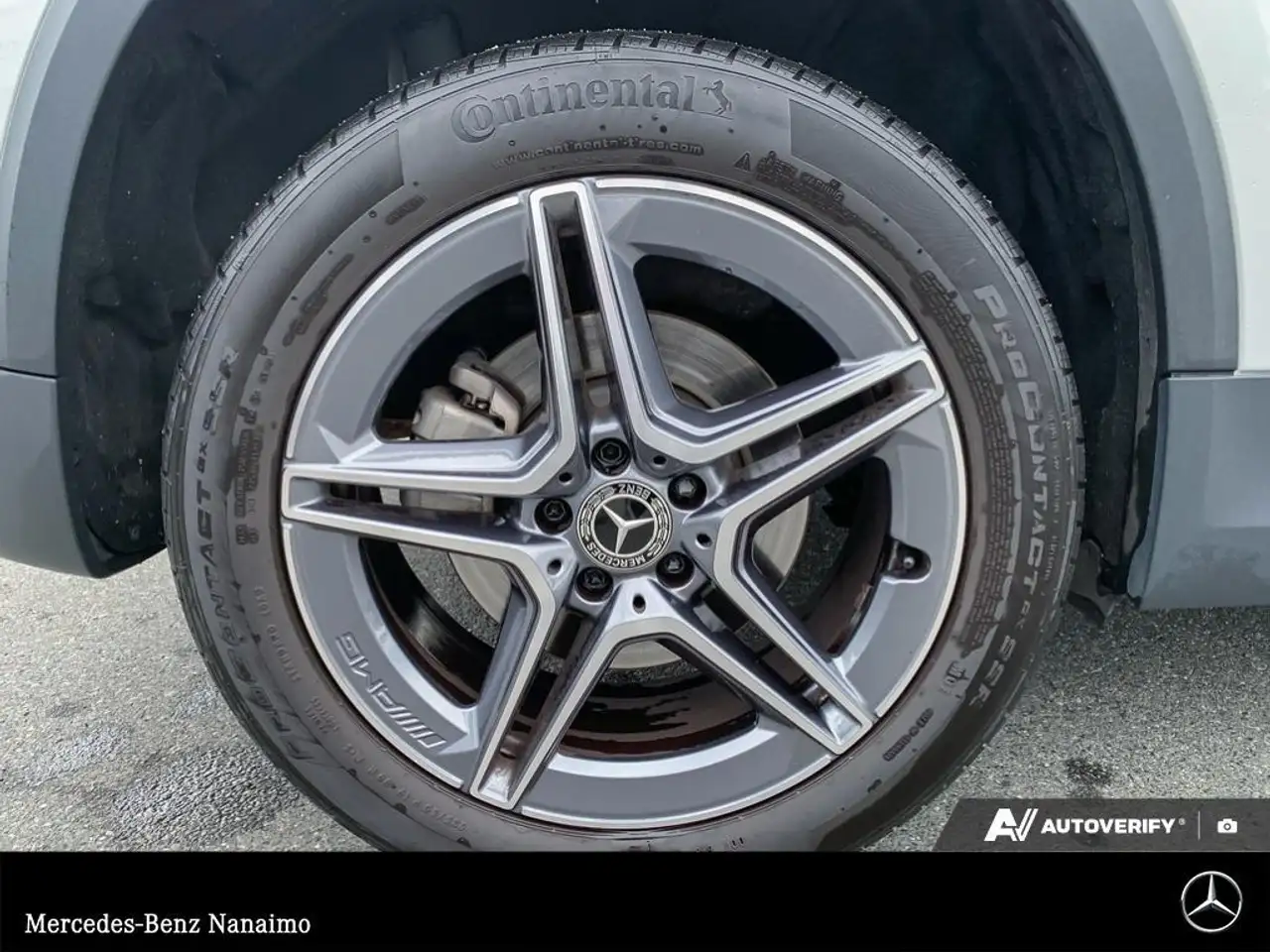 Mercedes-Benz GLA снимка Mercedes-Benz GLA