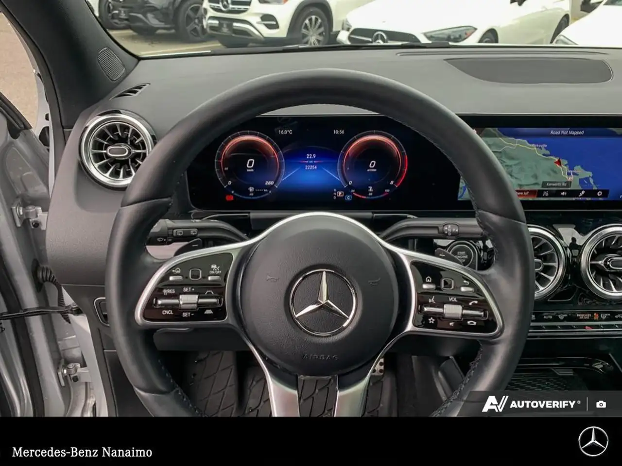 Mercedes-Benz GLA снимка Mercedes-Benz GLA