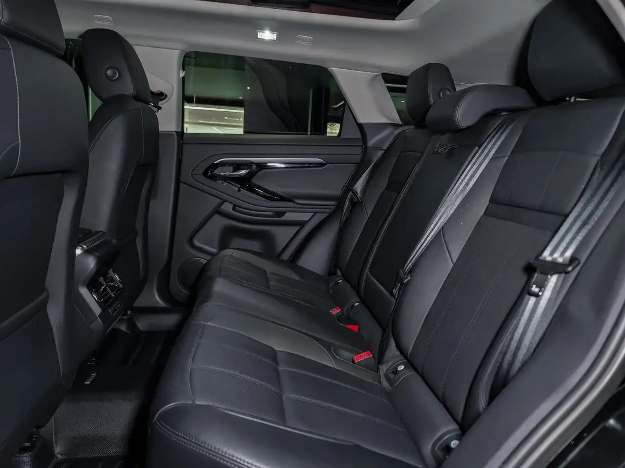 Land Rover Range Rover Evoque снимка Land Rover Range Rover Evoque