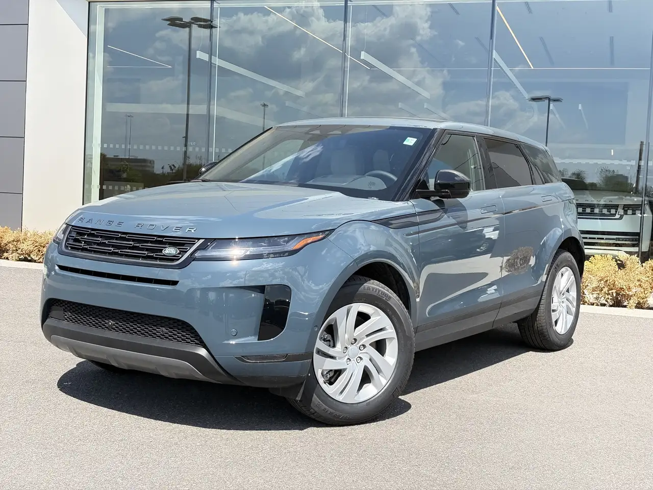 Land Rover Range Rover Evoque photo Land Rover Range Rover Evoque