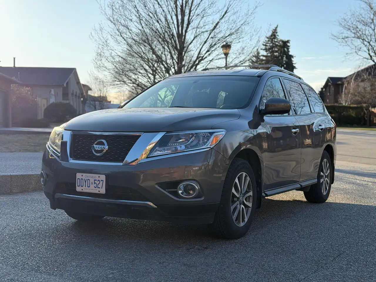 Nissan Pathfinder fotografie Nissan Pathfinder