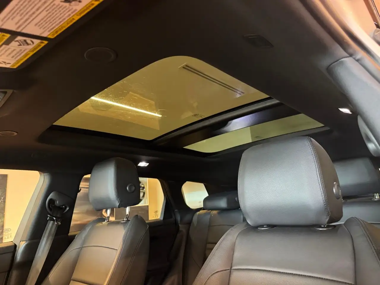 Land Rover Range Rover Evoque photo Land Rover Range Rover Evoque
