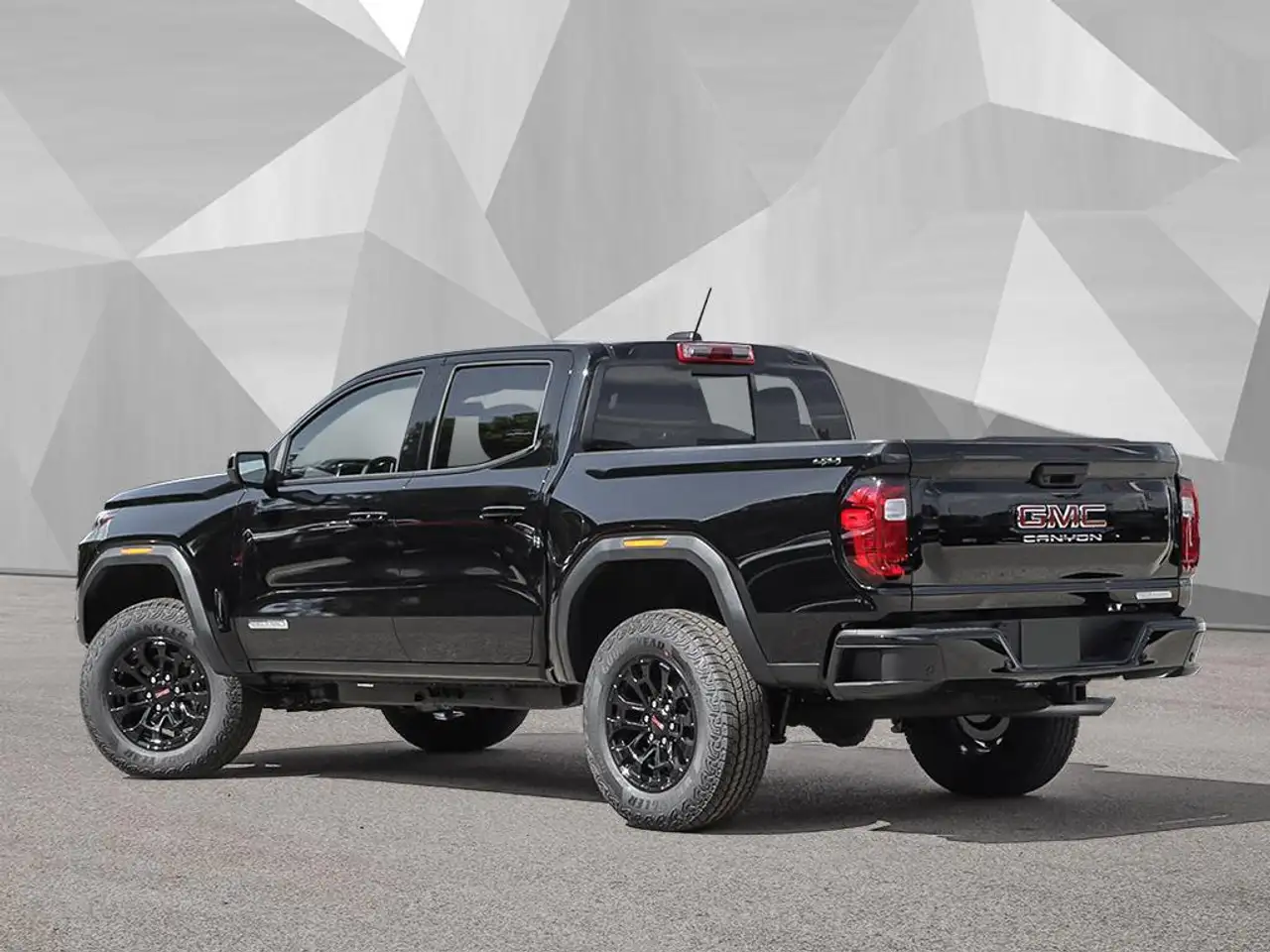 GMC Canyon photo GMC Canyon