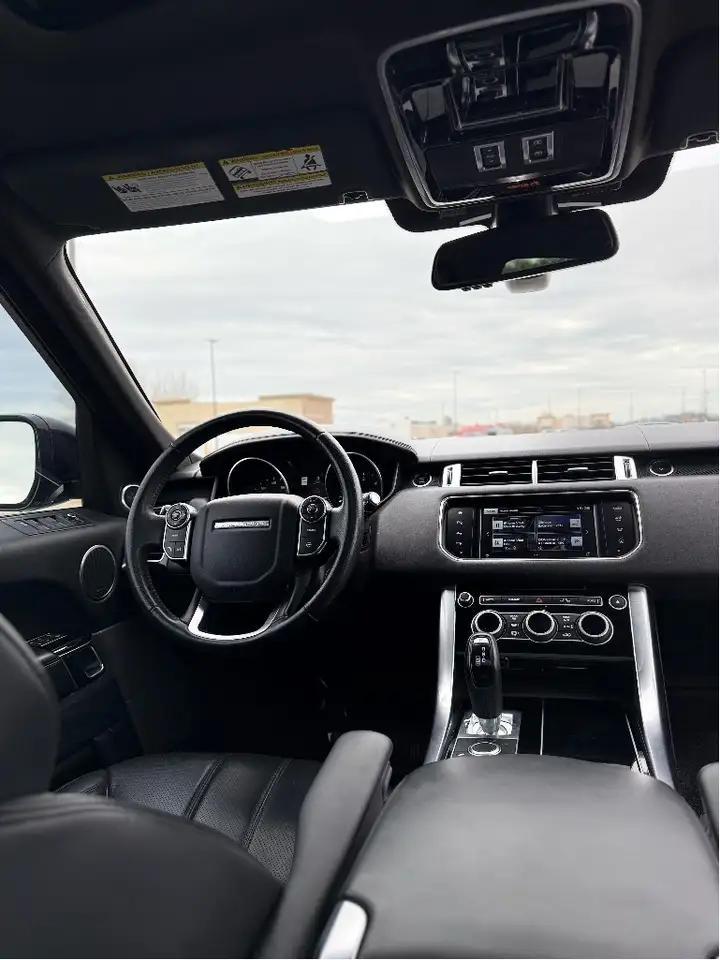 Land Rover Range Rover Sport снимка Land Rover Range Rover Sport