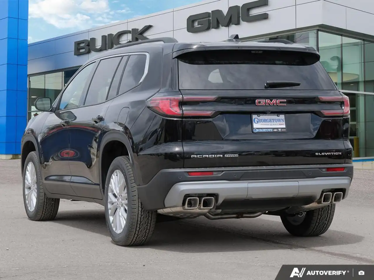 GMC Acadia снимка GMC Acadia