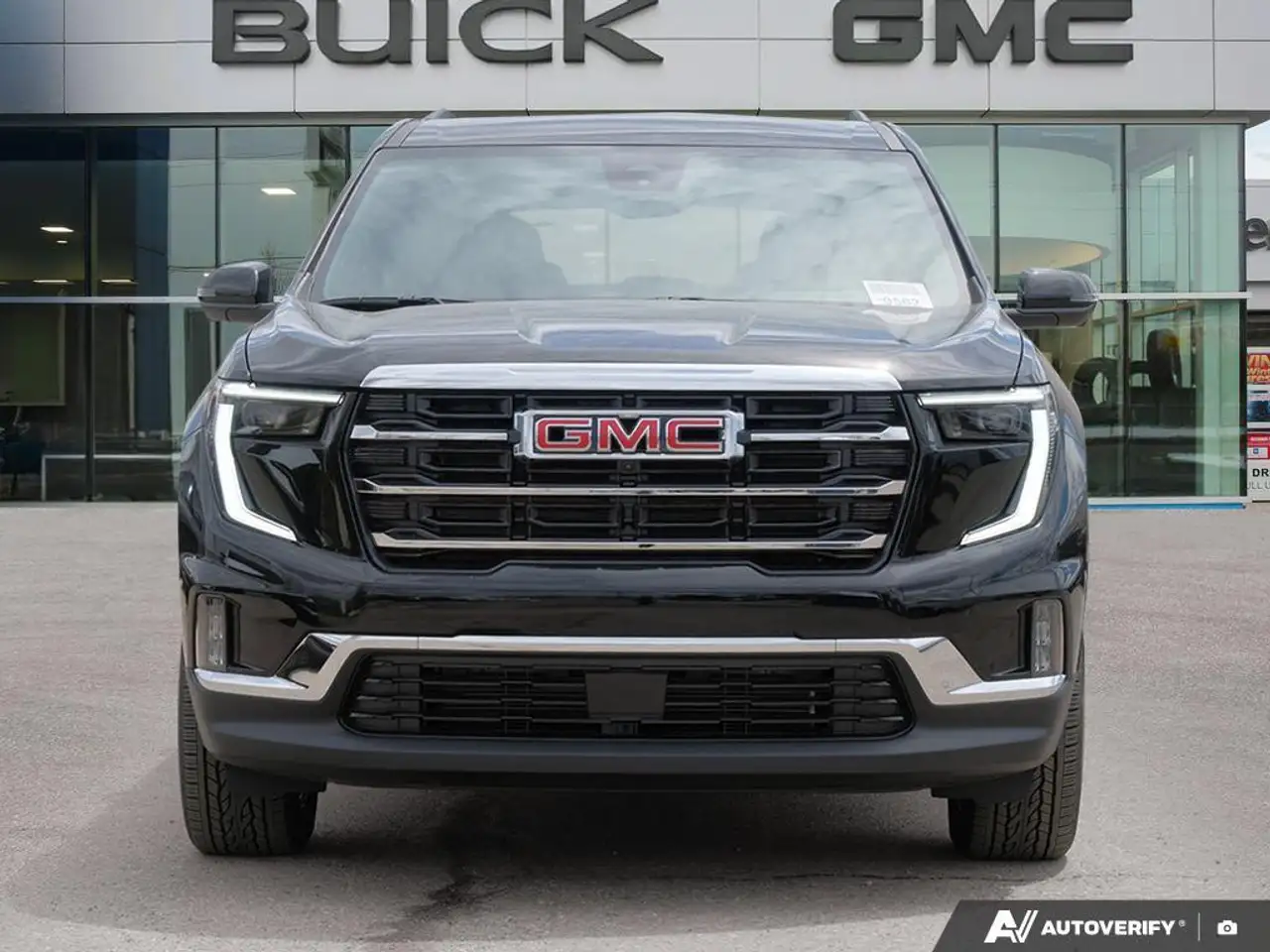 GMC Acadia снимка GMC Acadia